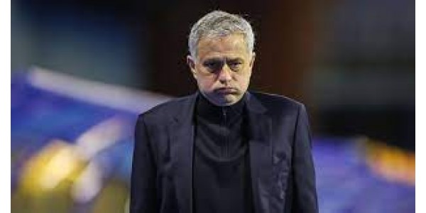 L'entraîneur Tottenham Hotspur subit une énorme pression